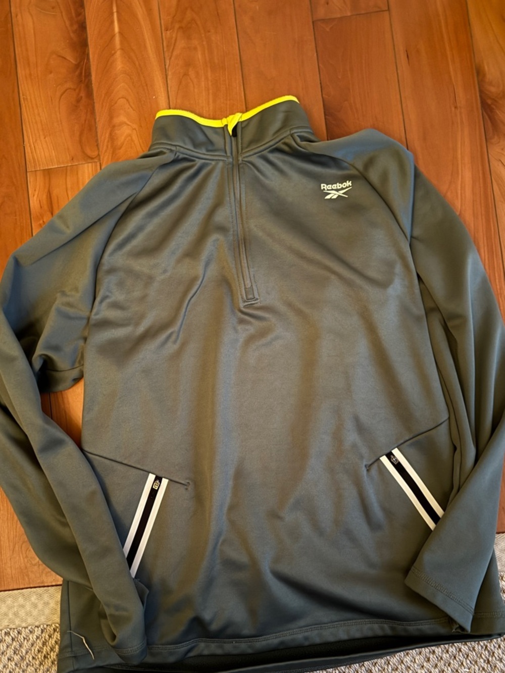 Reebok Black Men's Athletic sweatshirt